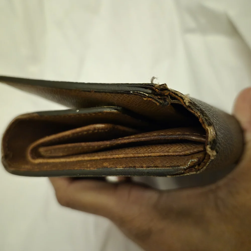 Louis Vuitton Monogram Wallet - Picture 8 of 15